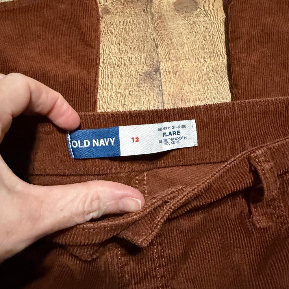 Old Navy Women's Brown Higher High-Rise Flare Corduroy Pants Sz 12 Fall Preppy - Picture 4 of 7